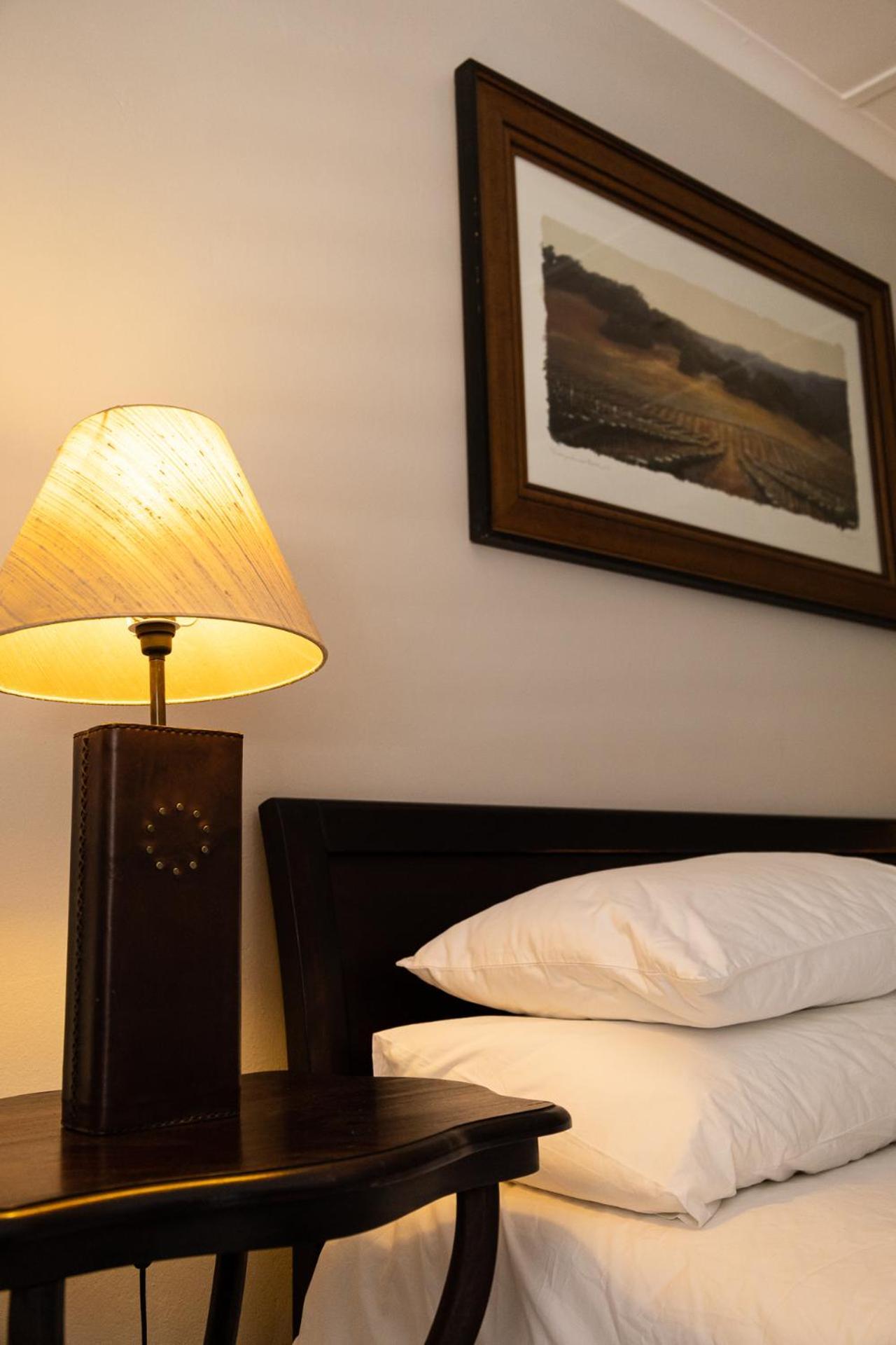 Cape Village Lodge Durbanville Room photo