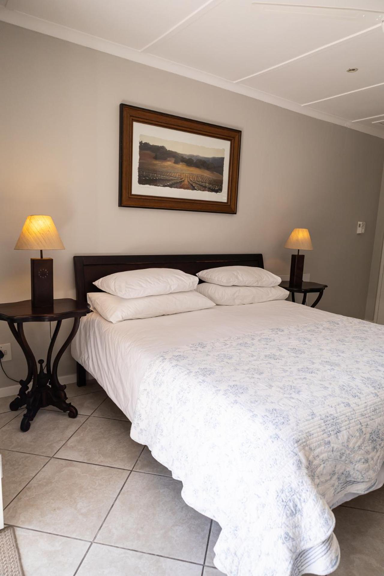 Cape Village Lodge Durbanville Room photo